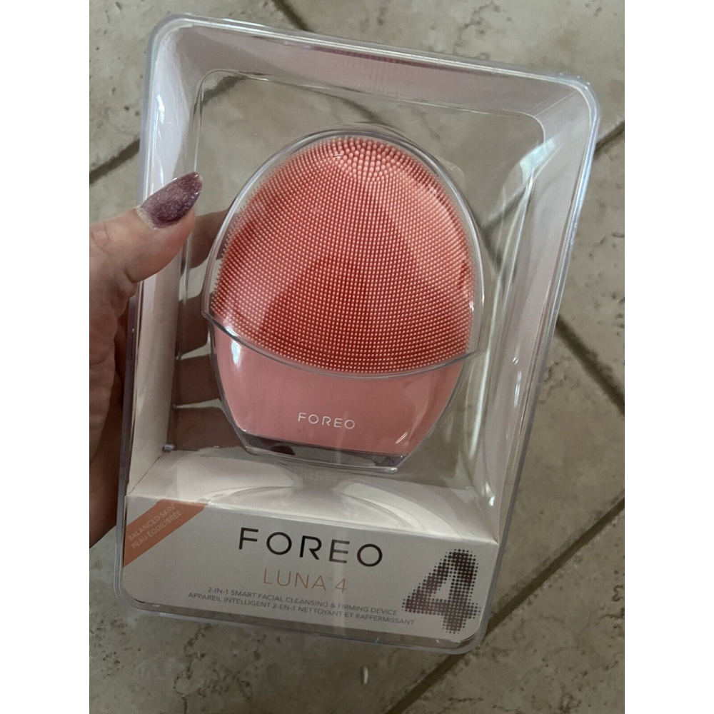FOREO Luna 4 2-In-1 Smart Facial Cleansing & Firming Device (Balanced Skin) New